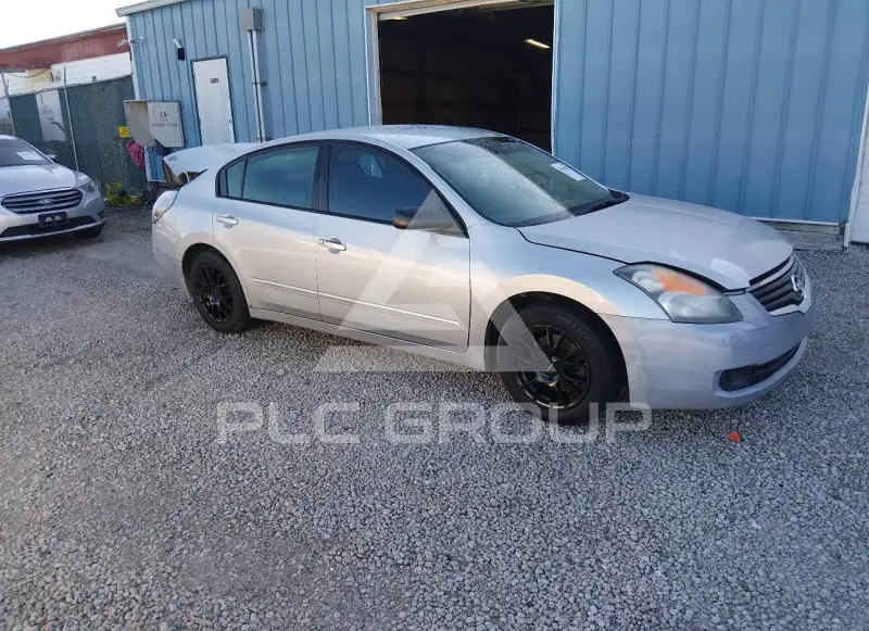 2009 Nissan ALTIMA фото