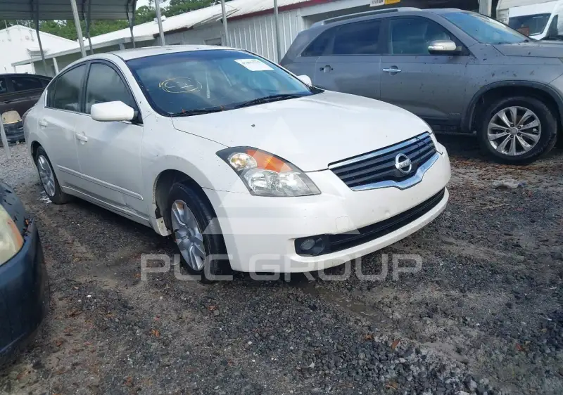 2009 Nissan ALTIMA фото