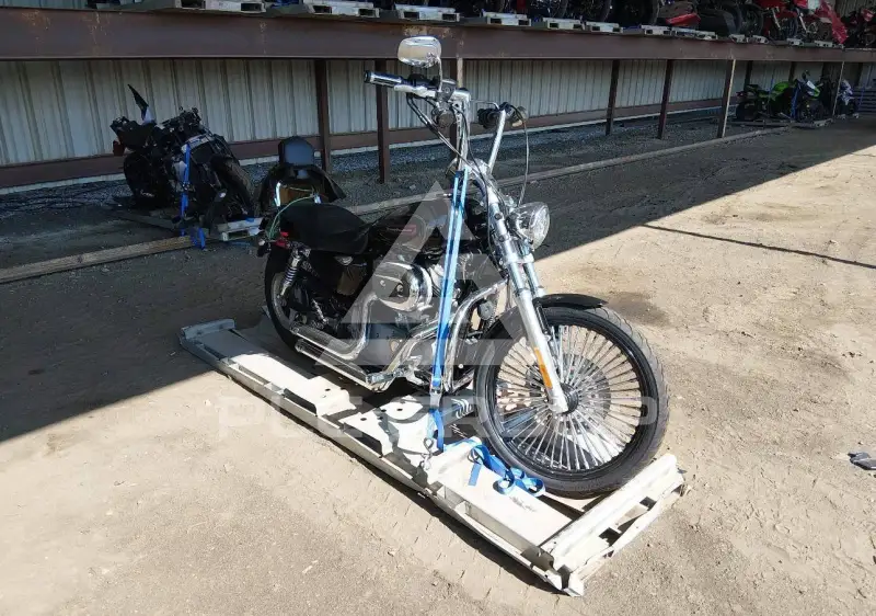 2009 Harley-Davidson XL883 фото