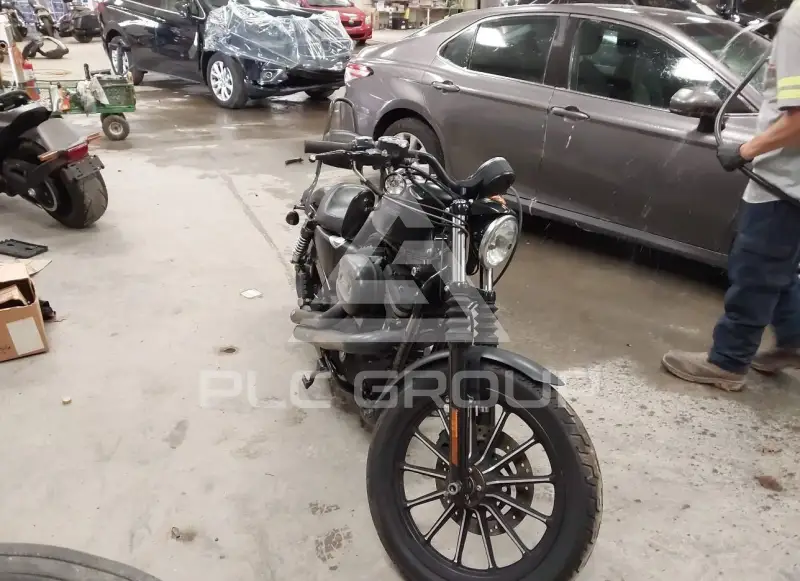2009 Harley-Davidson XL883 фото