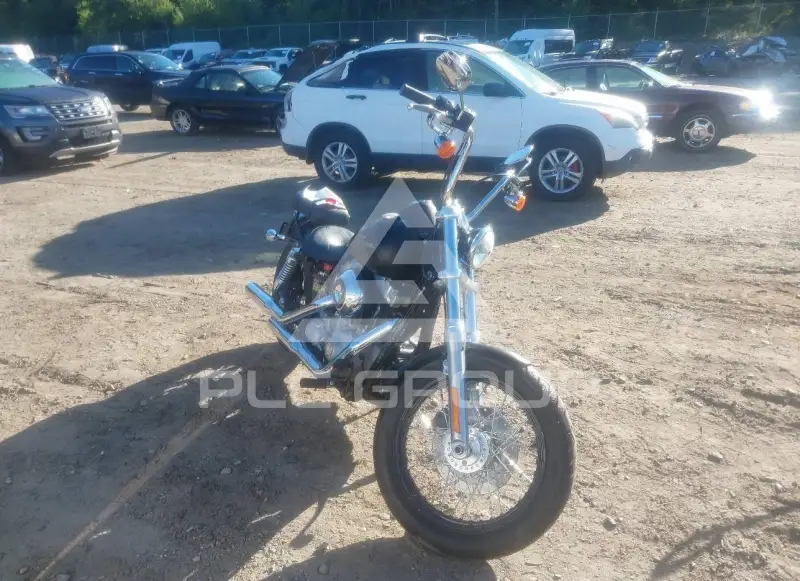 2009 Harley-Davidson FXDB photo