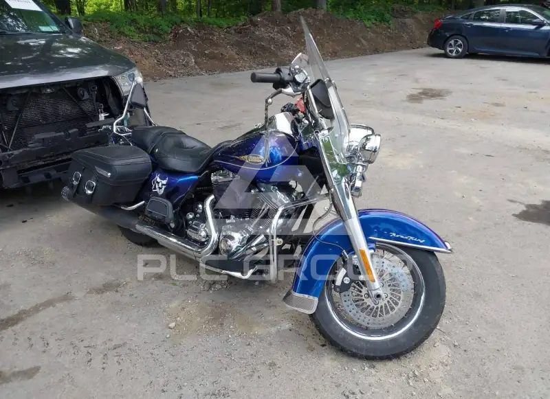 2009 Harley-Davidson FLHR photo