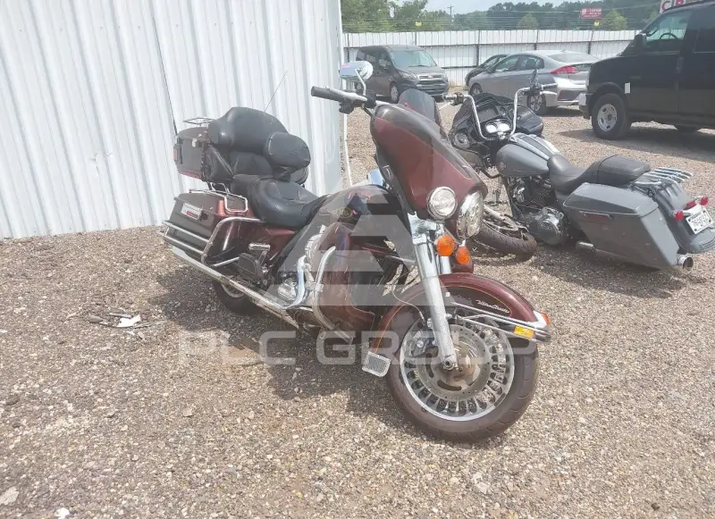 2009 Harley-Davidson FLHTCU фото
