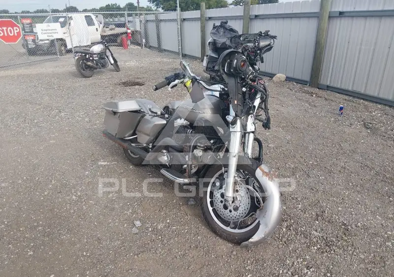 2009 Harley-Davidson FLHX фото