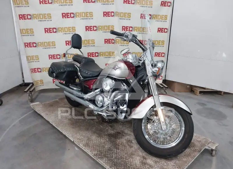 2009 Kawasaki VN900 фото