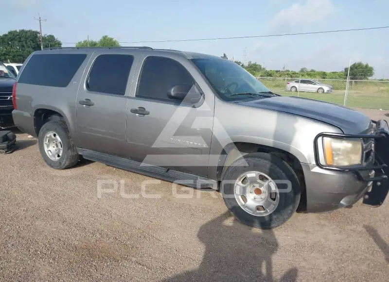 2009 Chevrolet Suburan photo