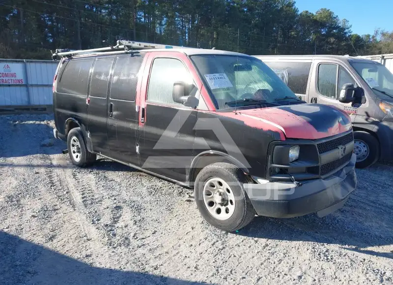 2009 Chevrolet Express photo