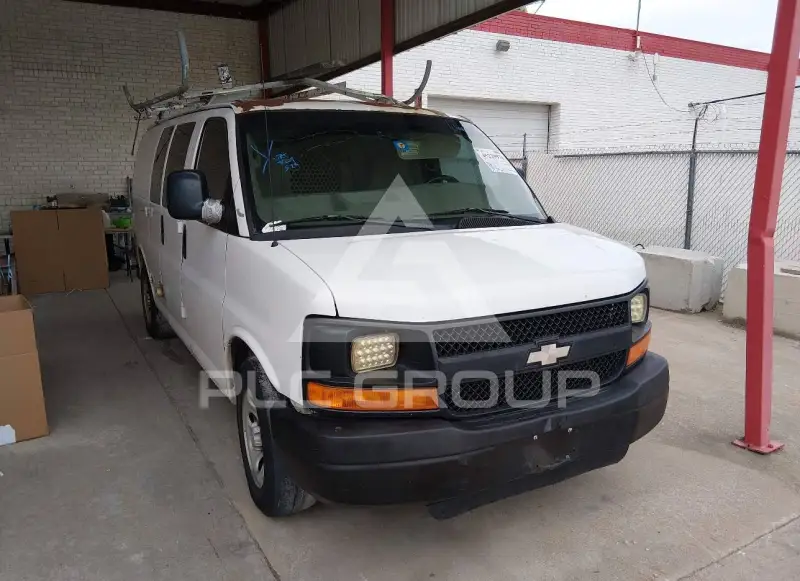 2009 Chevrolet Express photo