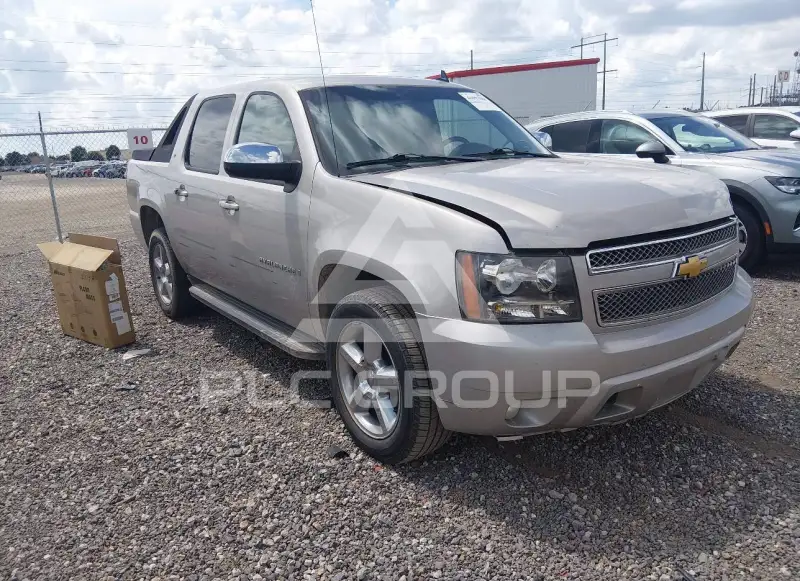 2009 Chevrolet Avalanche photo
