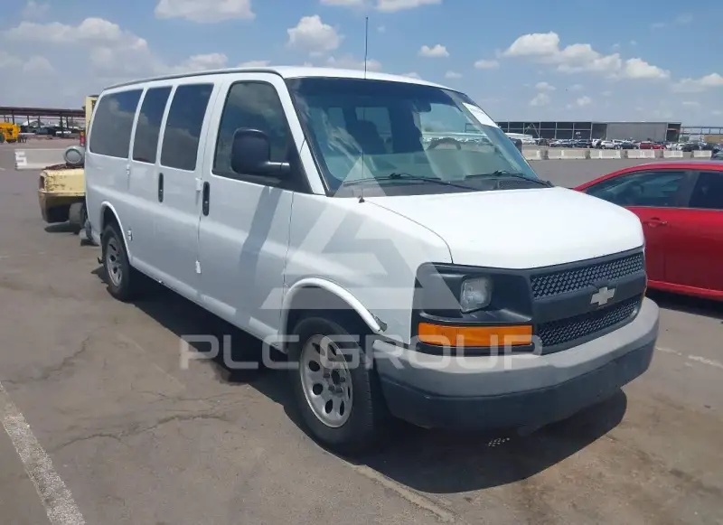 2009 Chevrolet Express photo