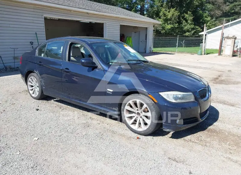 2009 BMW 330 photo