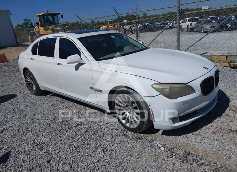 2009 BMW 750 фото