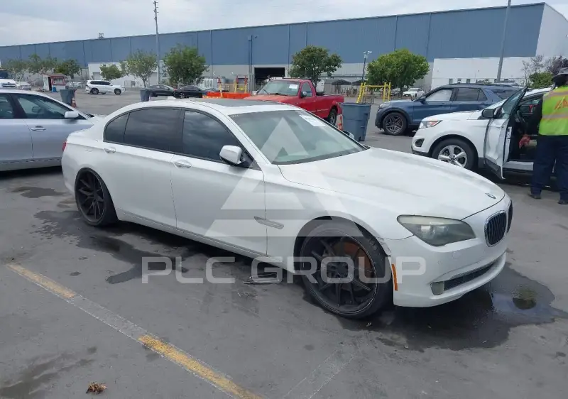 2009 BMW 750 фото