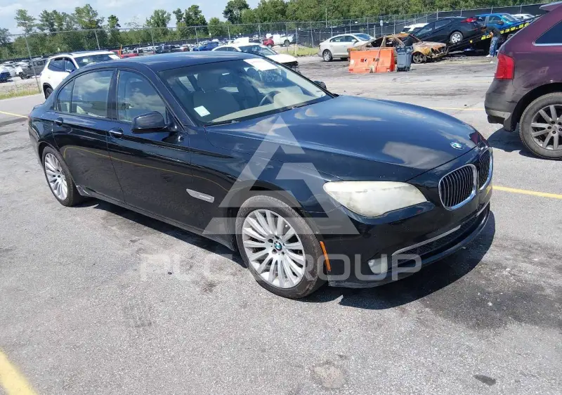2009 BMW 750 фото