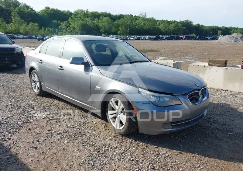 2009 BMW 528 photo
