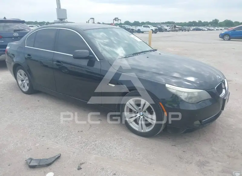 2009 BMW 528 photo