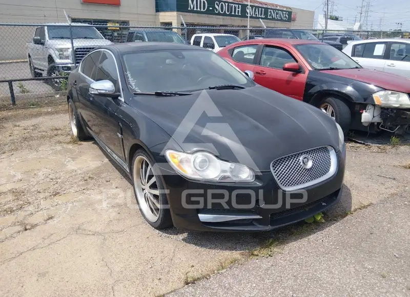 2009 Jaguar XF photo