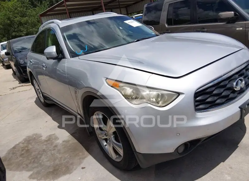 2009 Infinity FX35 фото