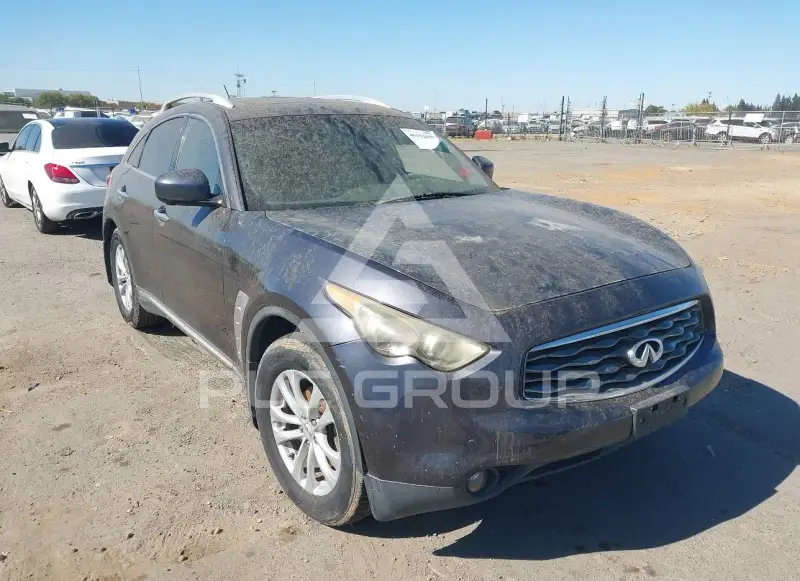 2009 Infinity FX35 фото