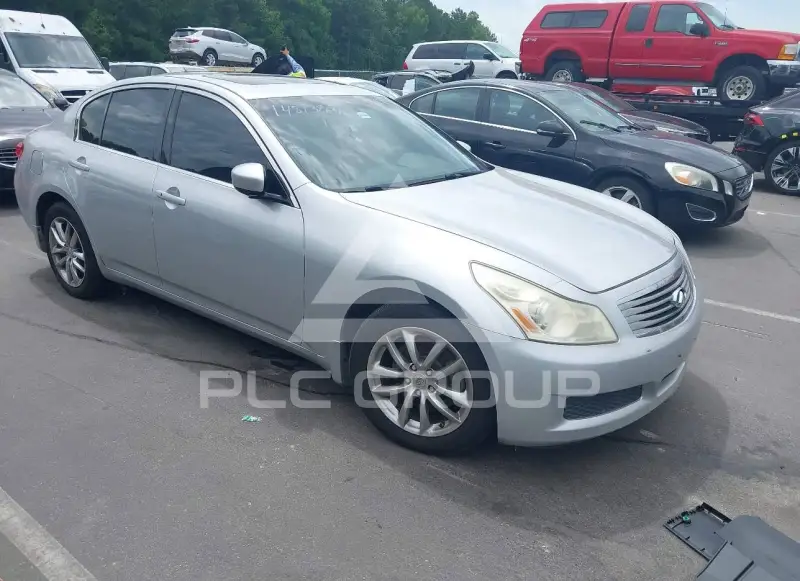 2009 Infinity G37 photo