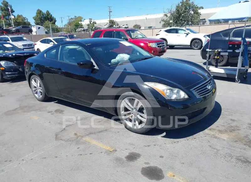 2009 Infinity G37 photo