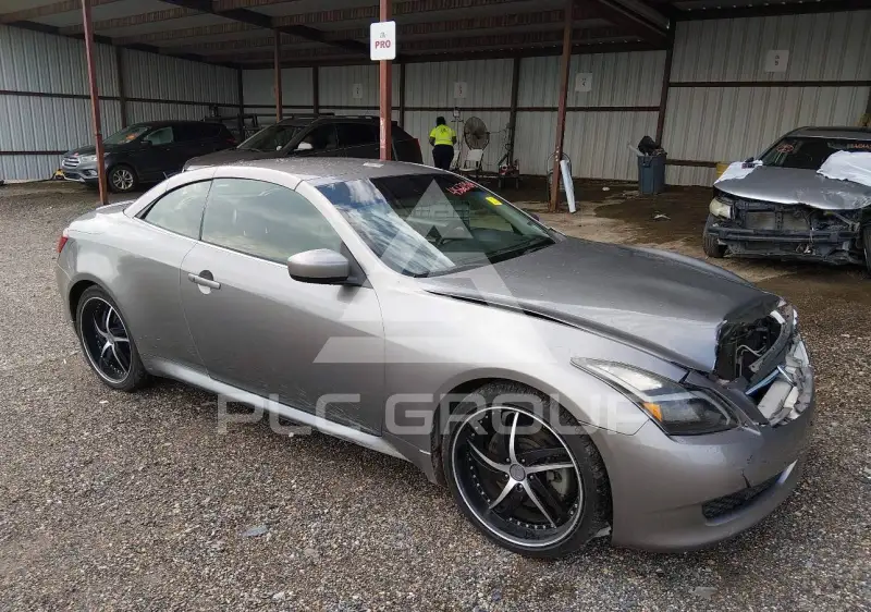 2009 Infinity G37 photo