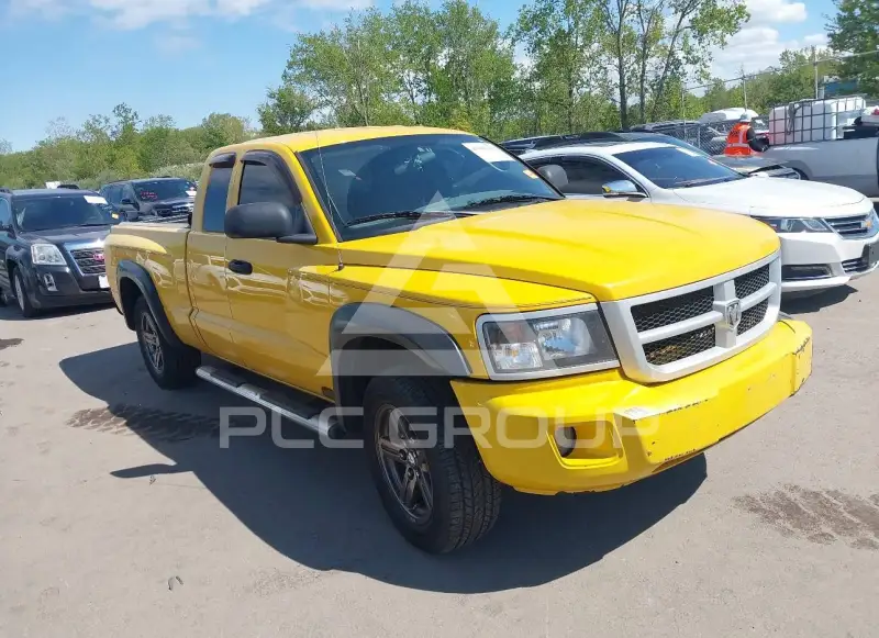 2009 Dodge DAKOTA photo
