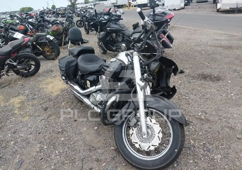 2009 Honda VT750 фото