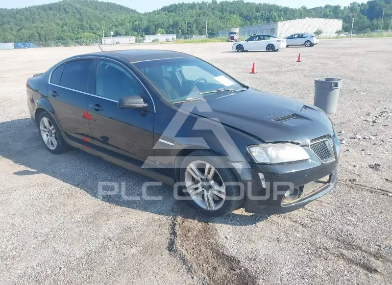 2009 Pontiac G8 photo