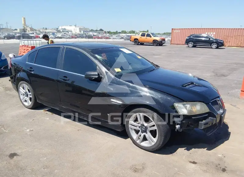 2009 Pontiac G8 photo