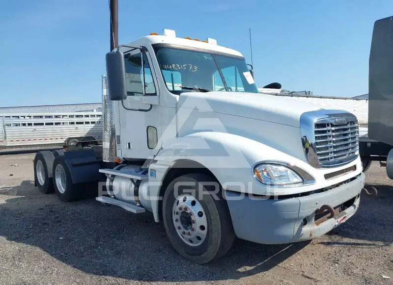 2009 Freightliner  photo