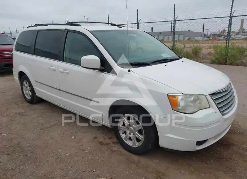 2009 Chrysler TOWN & COUNTRY фото