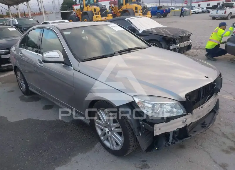 2009 Mercedes Benz C 300 photo