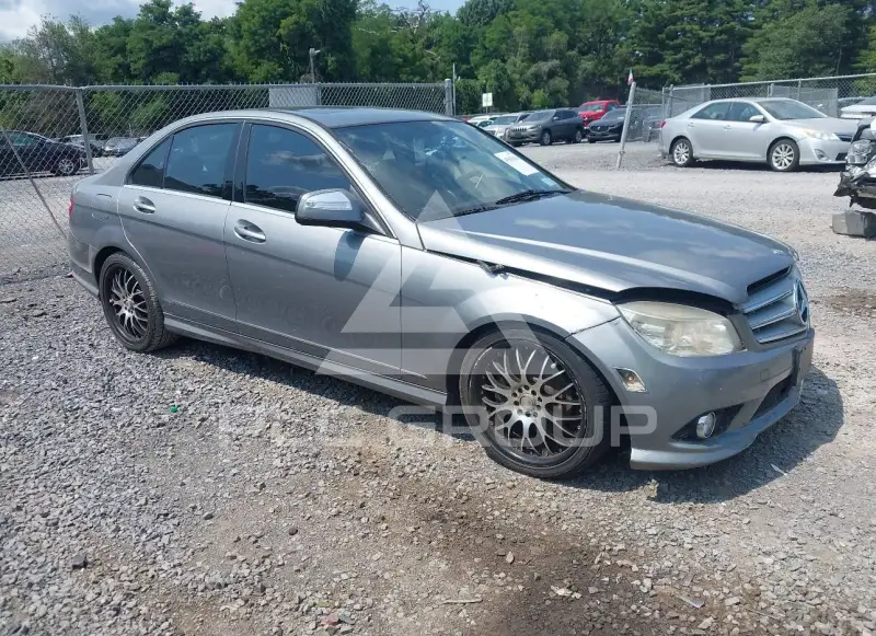 2009 Mercedes Benz C 300 фото