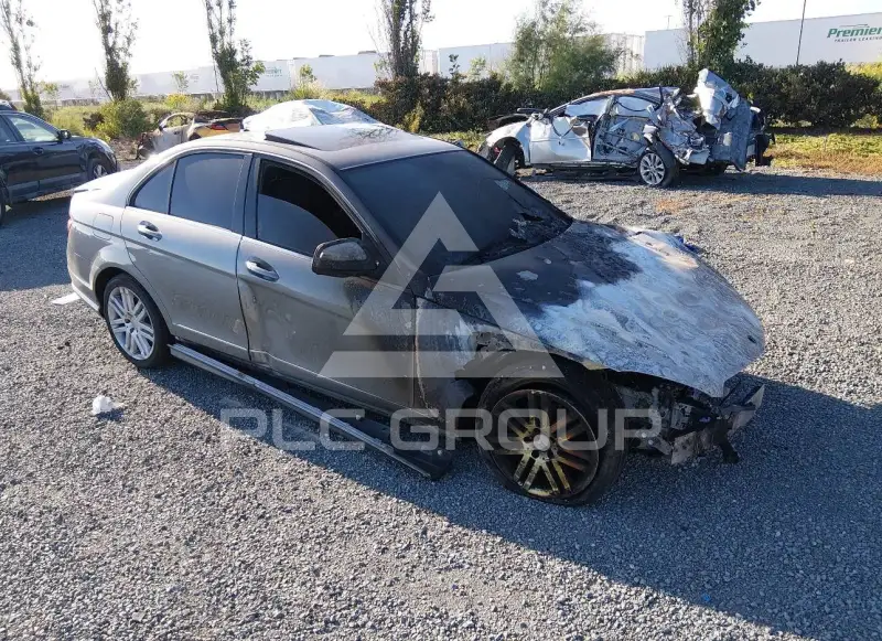 2009 Mercedes Benz C 300 фото