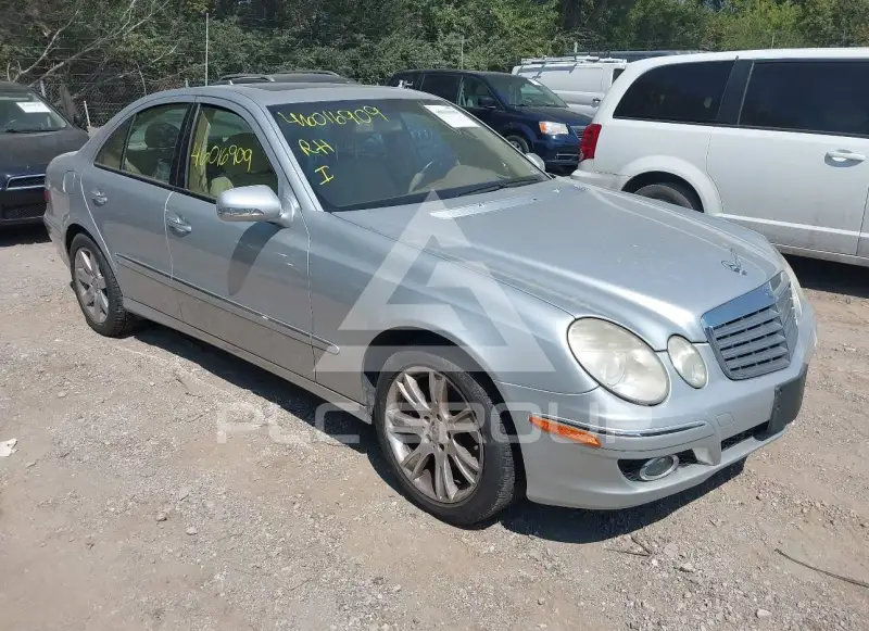 2009 Mercedes Benz E 350 photo