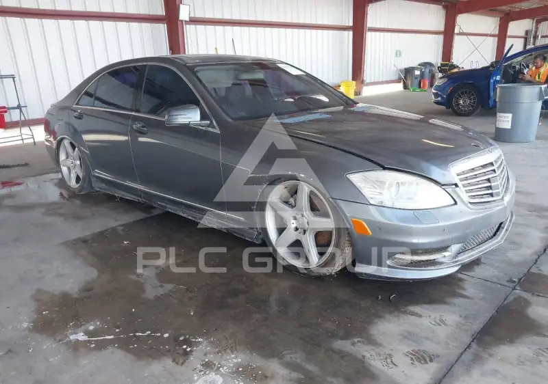 2009 Mercedes Benz S 550 фото