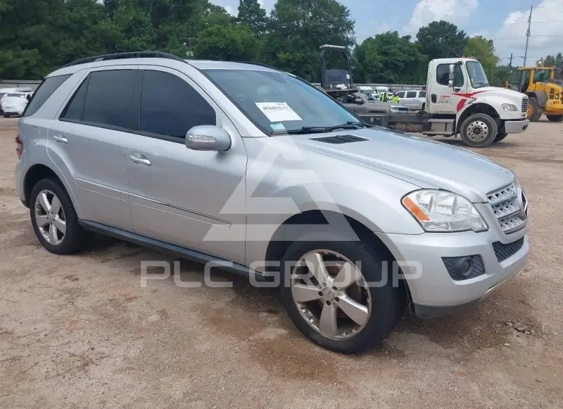 2009 Mercedes Benz ML 350 фото