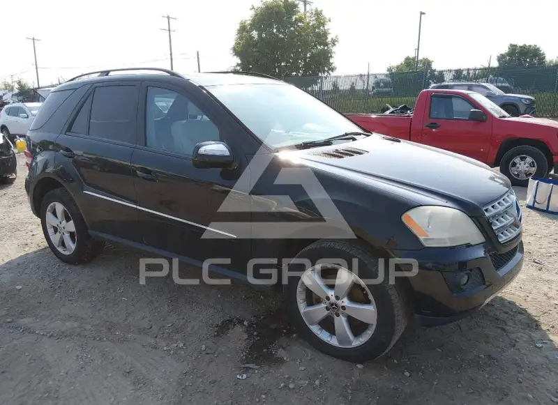 2009 Mercedes Benz ML 350 фото