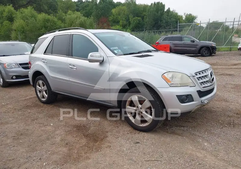2009 Mercedes Benz ML 350 фото