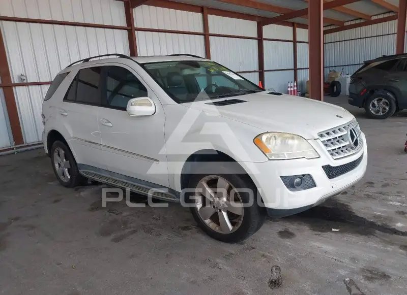 2009 Mercedes Benz ML 350 фото