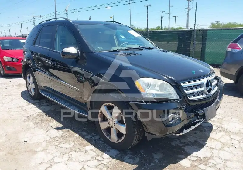 2009 Mercedes Benz ML 350 фото