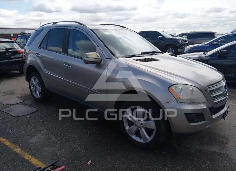 2009 Mercedes Benz ML 350 фото