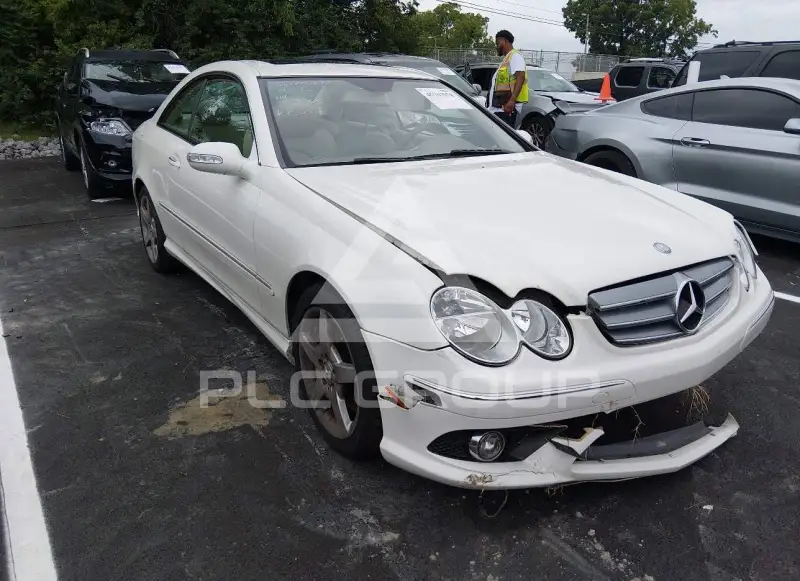 2009 Mercedes Benz CLK 350 photo
