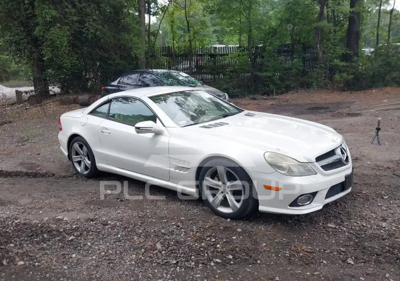 2009 Mercedes Benz SL 550 photo
