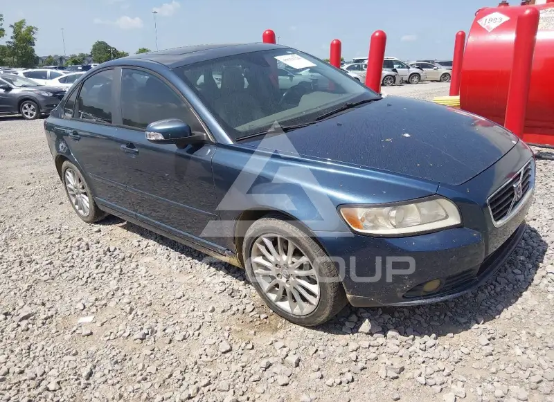 2009 Volvo S40 фото