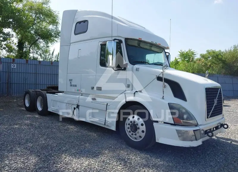 2009 Volvo VNL photo