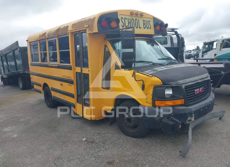 2009 GMC Savana фото