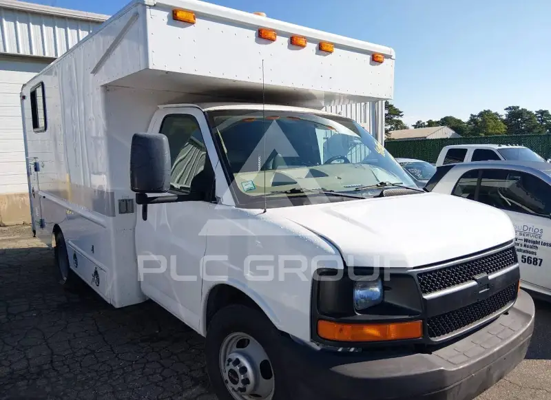 2009 GMC Savana фото
