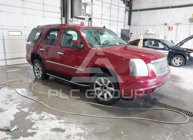 2009 GMC YUKON фото